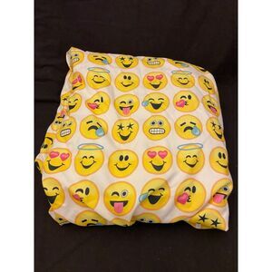 #6231 Emojination Yellow Faces Twin fitted bottom sheet 100% Polyester